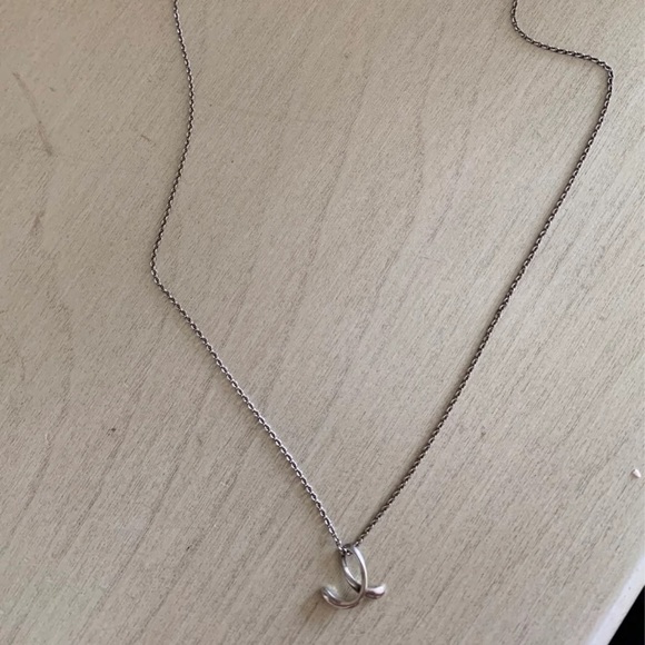 ❌SOLD❌Tiffany & co. Elsa Peretti letter E pendant - Picture 5 of 8
